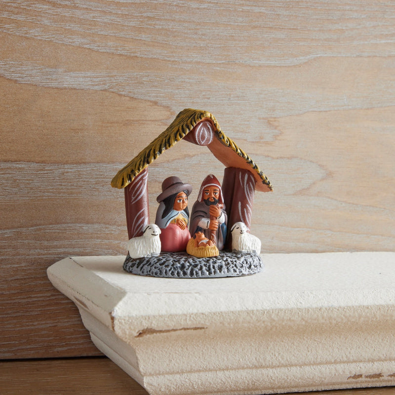 Peruvian Holy Family Nativity Manger Figurine